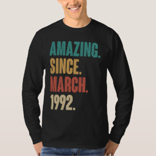 Geburtstag 31. Dekoration Phantastisch seit März 1 T-Shirt