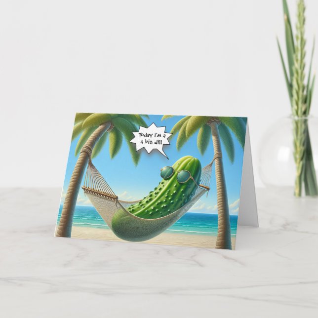Geburtstag Dill Pickle in einer Hängematte Karte (Vorderseite)