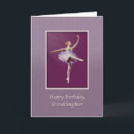 Geburtstag, Enkelin, Ballerina in Lila Karte<br><div class="desc">Diese Geburtstagsgrußkarte für eine Enkelin kennzeichnet eine Ballerina in einem lila und weißen Kostüm. Herauf auf ihre Zehen ließ sie ein Bein verlängern in einer reizenden Ballettposition. Die Ballerina hat rotes Haar und es gibt einen weichen Scheinwerfer, der auf sie zurückfällt. Sie wird auf einen Hintergrund von sehr dunkelrotem gesetzt...</div>