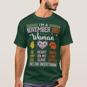 Geburtstag Im November 1951 Frau 69 Jahre Feuer in T-Shirt