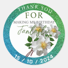 Geburtstag mit weißer Blume Runder Aufkleber