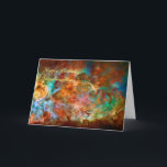 Geburtstags-Enkelin - Carina-Nebelfleck, Argo Karte<br><div class="desc">Galaxie-, Stern- und Nebelfleck-Reihe Hubbles Ansicht der Carina-Nebelfleckshows spielen Geburt in einem neuen Niveau des Details die Hauptrolle. Die Fantasie ähnliche Landschaft des Nebelflecks ist durch die Aktion der outflowing Winde und brennende ultraviolette Strahlung von den Monstersternen gemeißelt, die dieses Inferno bewohnen. Im Prozess zerreißen diese Sterne das umgebende Material,...</div>