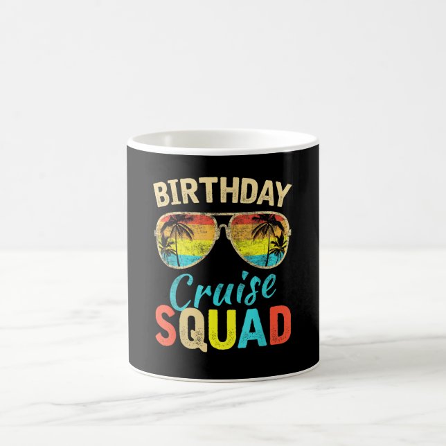 Geburtstags-Kreuzfahrt-Truppe Kaffeetasse (Mittel)