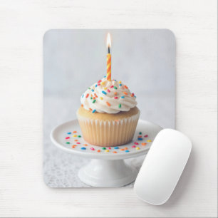 Geburtstagscupcake mit Kerze Mousepad