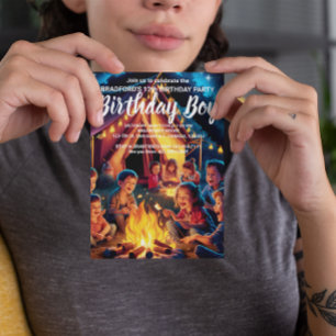 Geburtstagseinladung mit Kindern rund um das Lager Postkarte