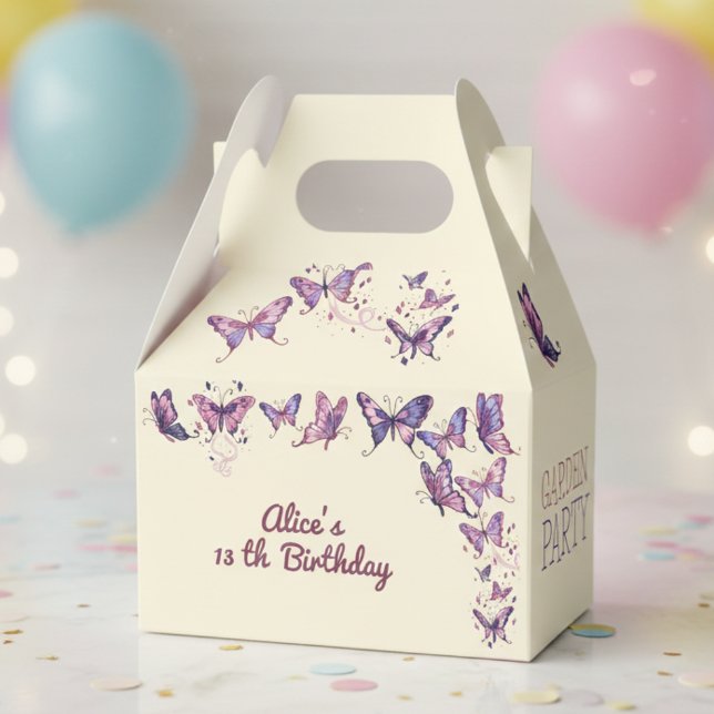 Geburtstagsfeier im Garten mit Schmetterlingen Geschenkschachtel (Von Creator hochgeladen)