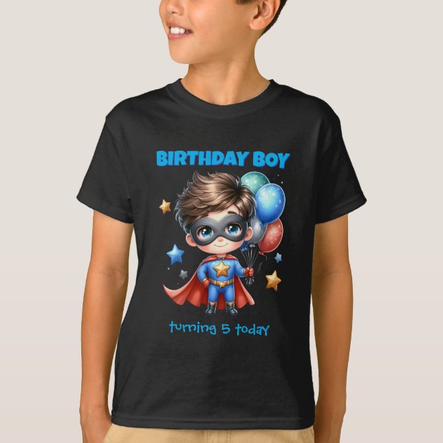 Geburtstagsjungen Superheld T-Shirt editierbar (Vorderseite)