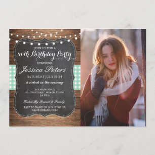 Geburtstagsparty-Karo Rustikales Chalk-Holz-Foto Einladung