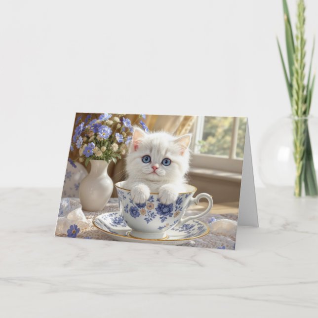 Geburtstagsweiße Kitte in einem Teacup Karte (Vorderseite)