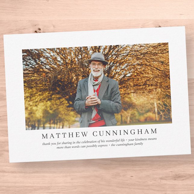 Gedenkfeier für ihn | Elegantes modernes Foto Dankeskarte (Von Creator hochgeladen)