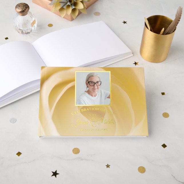 Gedenkfeier zur Blume der Weißen Rose Gästebuch (Vorderseite Offen)