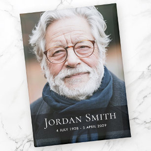 Gedenkstätte für das Foto und den Namen der Beerdi Magnet