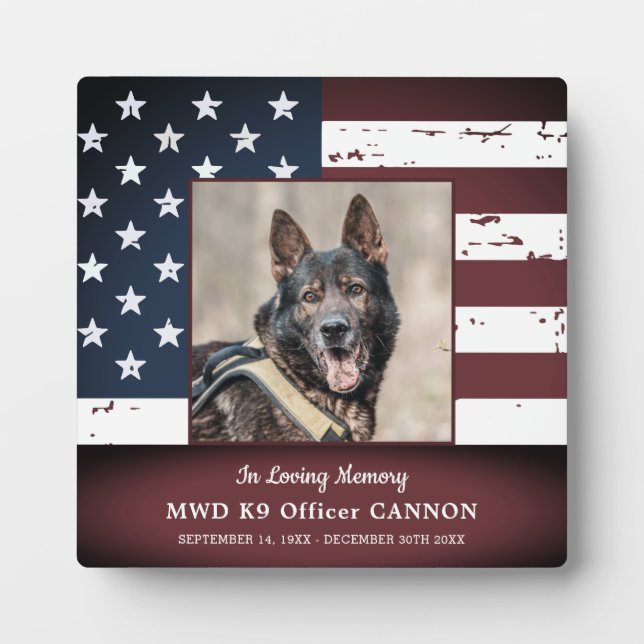 Gedenkstätte für Militärhunde zur Erinnerung Fotoplatte (Vorderseite)