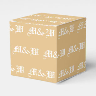 Geeignet für ein weißes Monogramm Kamelgeschenk Geschenkschachtel