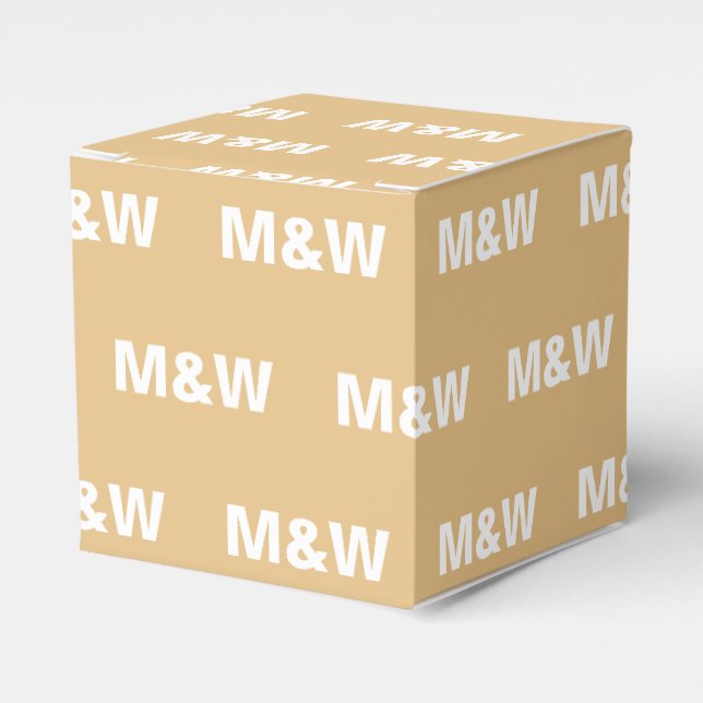 Geeignet für ein weißes Monogramm Kamelgeschenk Geschenkschachtel (Vorderseite)