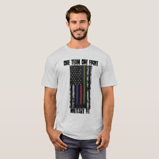 Geeignete T - Shirtflagge des Militärs T-Shirt