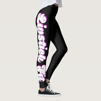 Geeigneter weiblicher Fitnessentwurf des Leggings