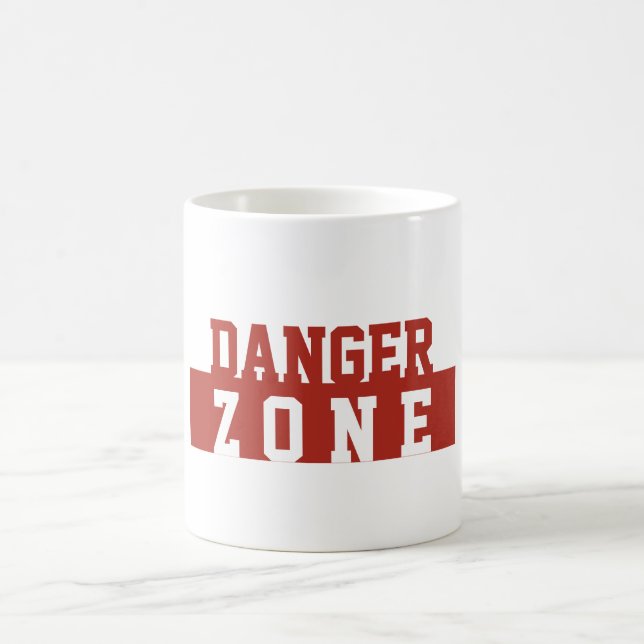 Gefahrenzone / Minimalistisches modernes schlichte Kaffeetasse (Mittel)