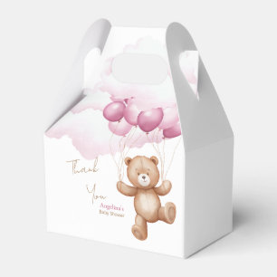 Gefallen sind die Boxen für die Babydusche. Geschenkschachtel