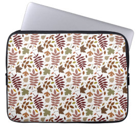 Gefallene Blätter Muster-Herbstfarben auf Weiß Laptopschutzhülle