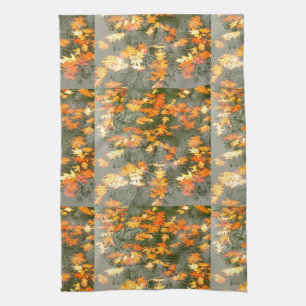 gefallenes Herbst-Blätter im Regen Handtuch