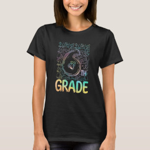 Gefärbte Krawatte 6. Grade Typografie zurück zur S T-Shirt