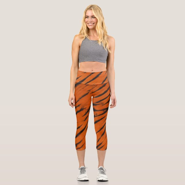 Gefärbte Krawatte bengalische Streifen Capri Leggings (Vorderseite)