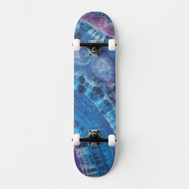 Gefärbte Krawatte des Weltraums Skateboard (Vorderseite)