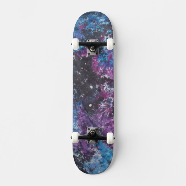 Gefärbte Krawatte des Weltraums Skateboard (Vorderseite)