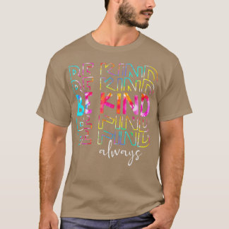 Gefärbte Krawatte sei immer gütig Friedenszeichen T-Shirt