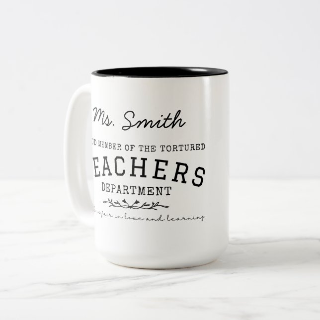 Gefolterte Lehrerabteilung Tasse (Vorderseite Links)