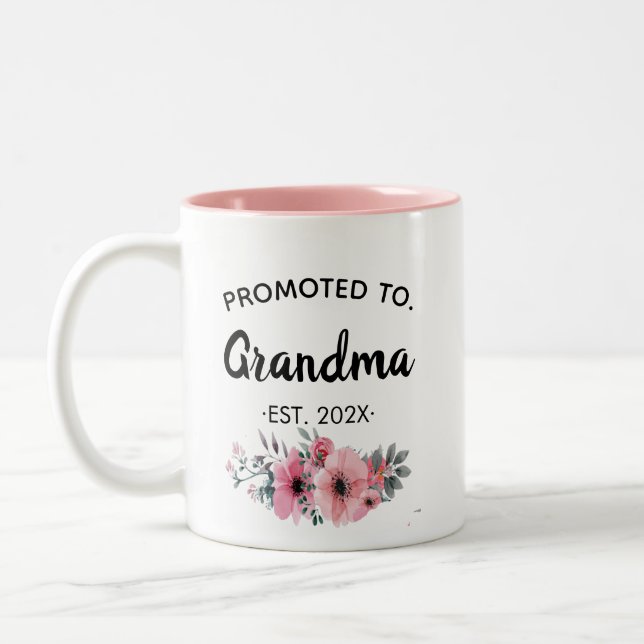 Gefördert zu Oma Floral Pink, 2025 Custom Chic Zweifarbige Tasse (Links)