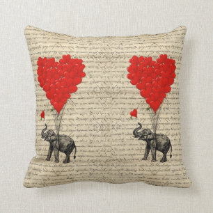 Geformte Ballone des Elefanten und des Herzens Kissen