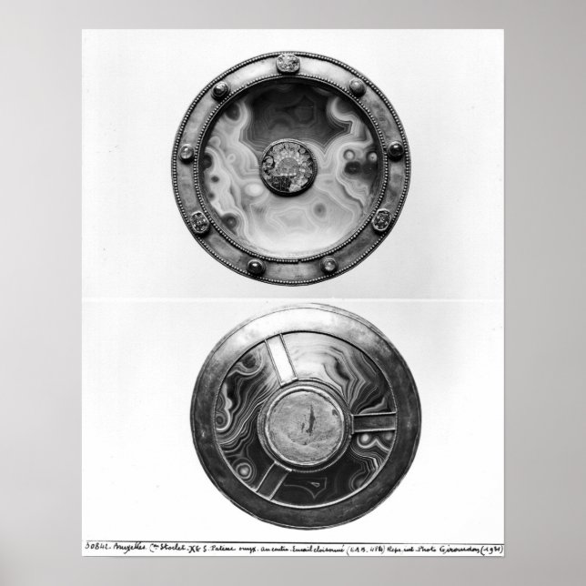 Gefressen mit einer Medaillon, die das Letzte dars Poster (Vorne)