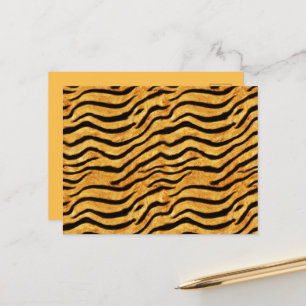 Geh wild Goldener Tiger Wellige Streifen Natürlich Postkarte
