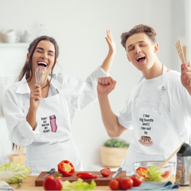 Gehe nicht in meine Herz-Schürze zurück Schürze (This funny, "Don't go bacon my heart" apron would make a great Valentine's Day gift! )