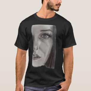 Geheimnisvolle Schönheit T-Shirt