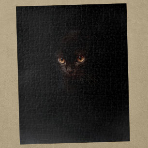 Geheimnisvolle schwarze Katze am härtesten Puzzle