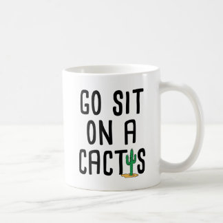 Gehen Sie sitzen auf einem Kaktus Kaffeetasse