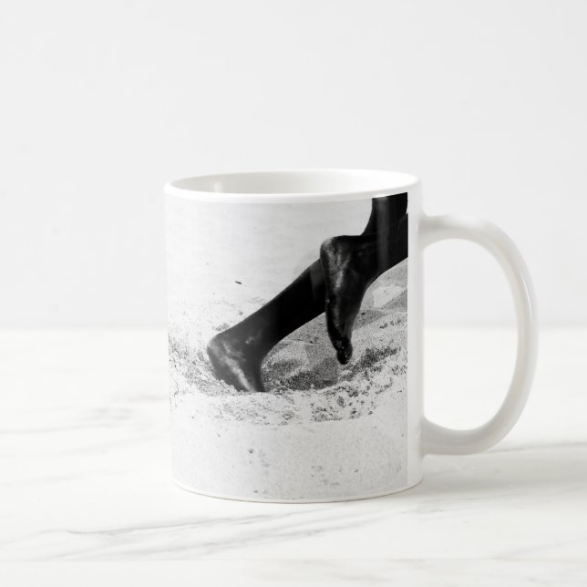 geht langsam dem Sand aus Kaffeetasse (Rechts)
