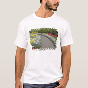 Gehweg durch Tulpen und Narzissen, 2 T-Shirt