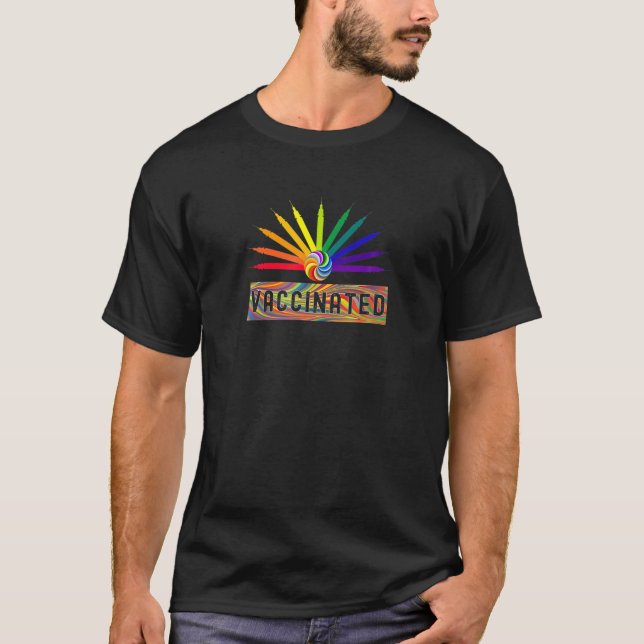 Geimpfter Regenbogen - Vollständig geimpft 2021 -  T-Shirt (Vorderseite)