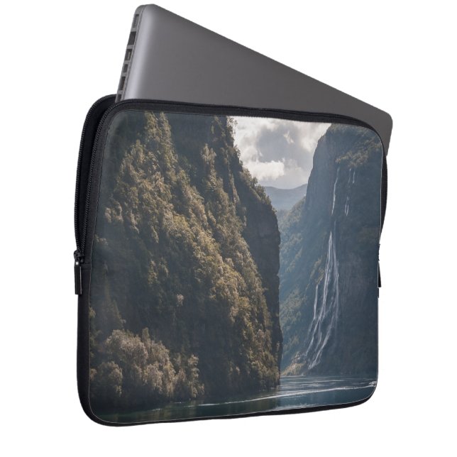 Geiranger Fjord Norwegen Laptopschutzhülle (Vorne Rechts)