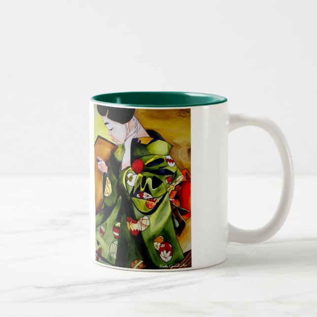 Geisha mit Olivgrün Kimono Originalkunst Zweifarbige Tasse (Rechts)