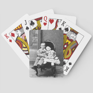 Geisterhaftes Vintage-Porträt von Geschwistern Spielkarten