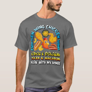 gekochte Hühnerhühner Wing Hot Dog und T-Shirt