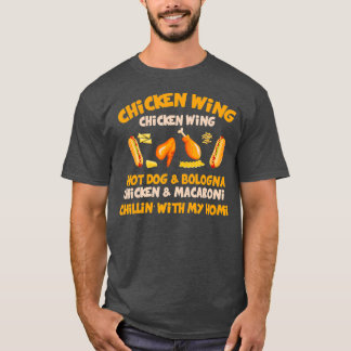 gekochte Hühnerhühner Wing Hot Dog und T-Shirt