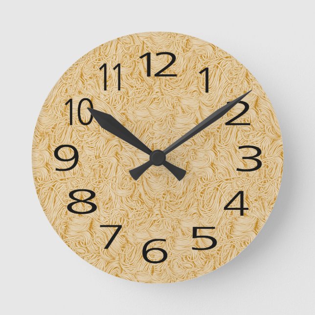 Gekochte Spaghetti-Noodles Runde Wanduhr (Vorderseite)
