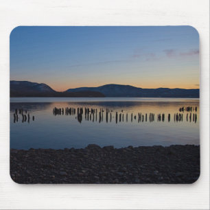Geländetes Landschaftsbild Mousepad