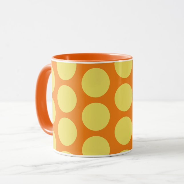 Gelb auf Orange Polka Dot Art Tassen Cup (Vorderseite Links)